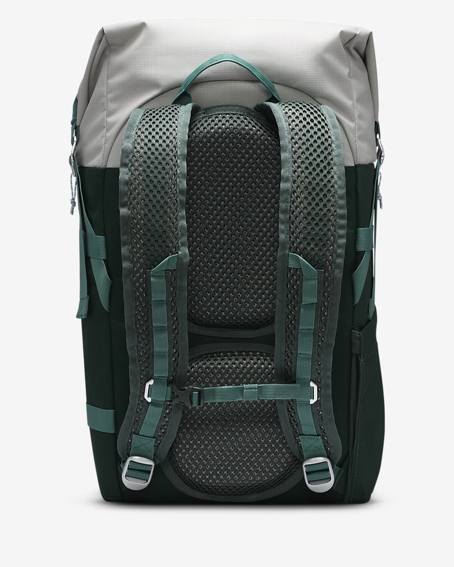 Nike day backpack hotsell